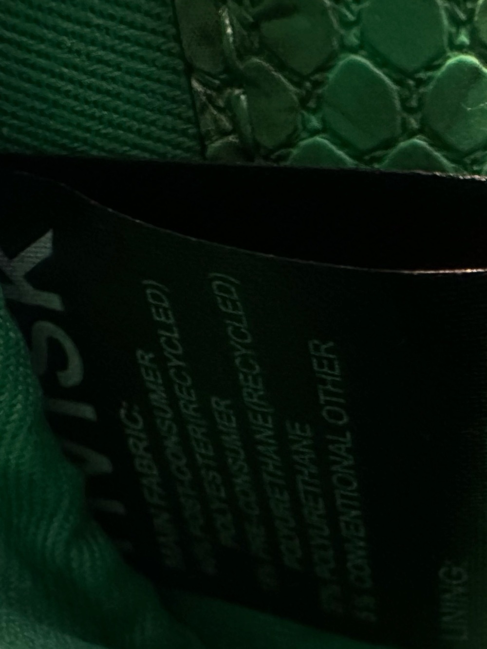 HVISK ELUDE VEGAN LEATHER WAVY SHOULDER & CROSSBODY BAG IN GREEN SNAKE PRINT - Picture 7 of 7